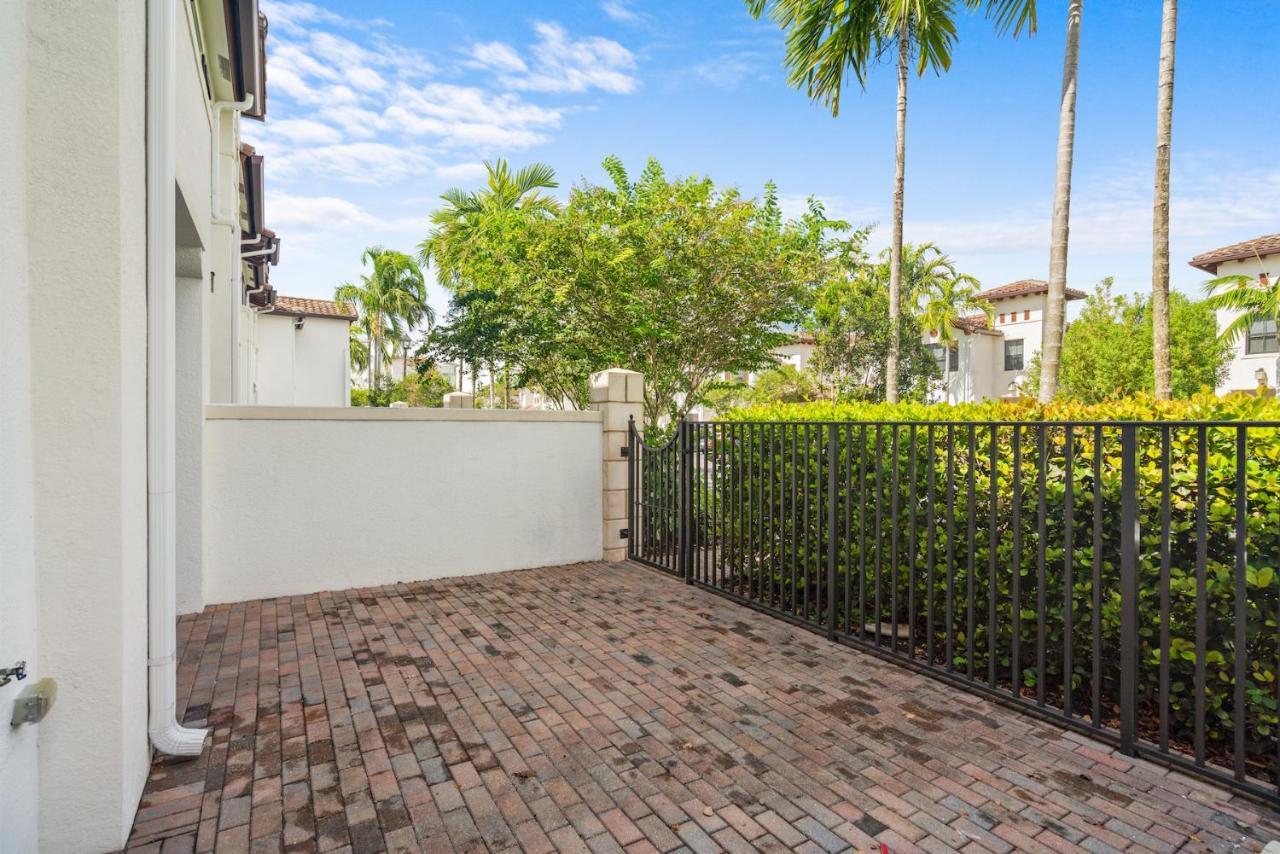 Kasa Hollywood Fort Lauderdale Davie Exterior photo